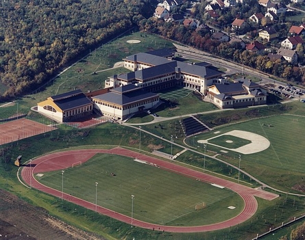 Amerikai Iskola Nagykovacsiban